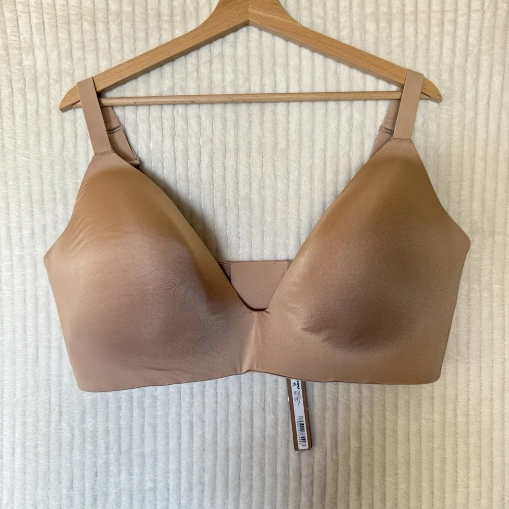 NWT Skims Body Lightly Lined Bra Size 44DDD Clay Beige - Picture 7 of 10